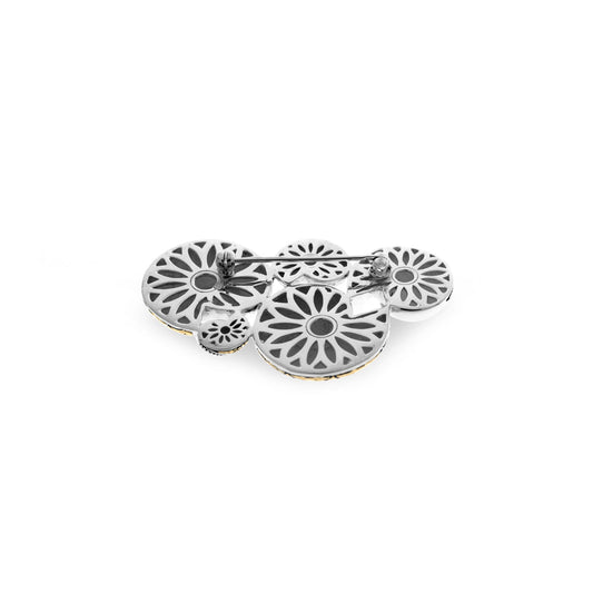 Sunaka Keong Emas brooch