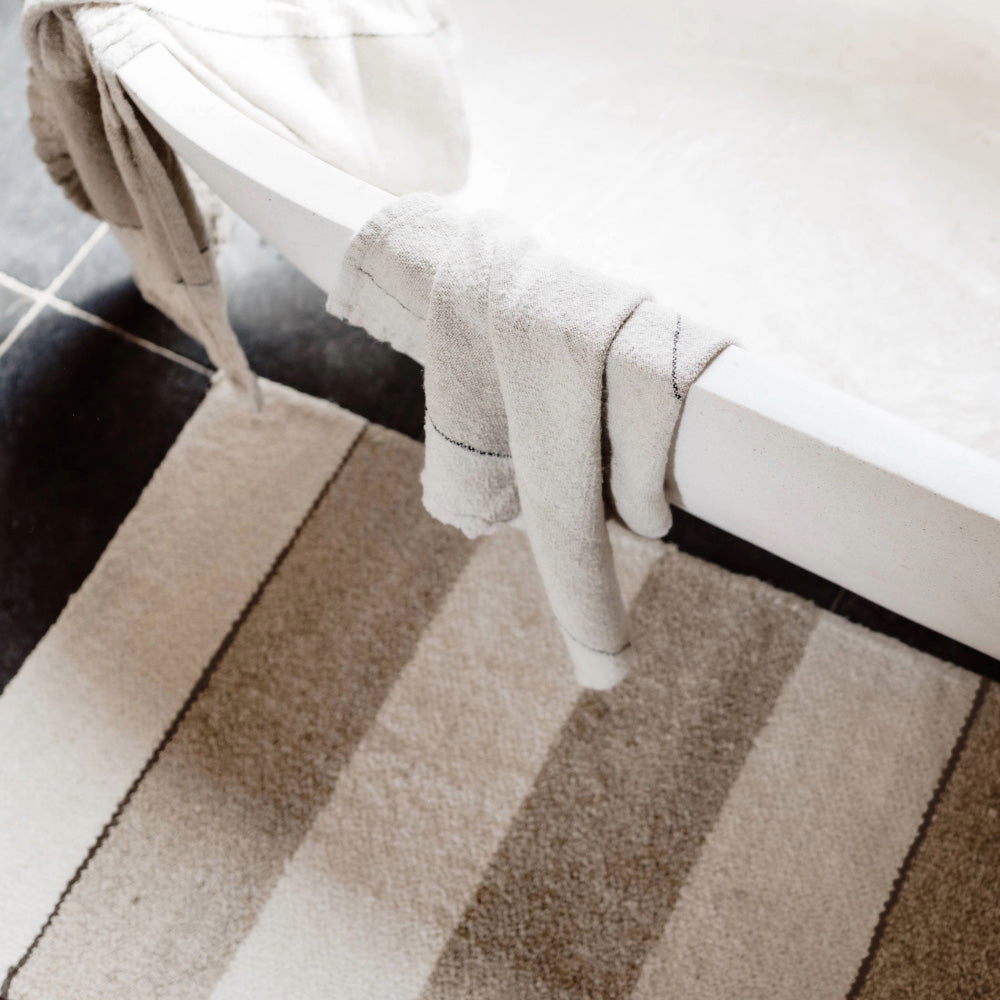 Retreat Linen Bathmat - Natural/Ivory/Black