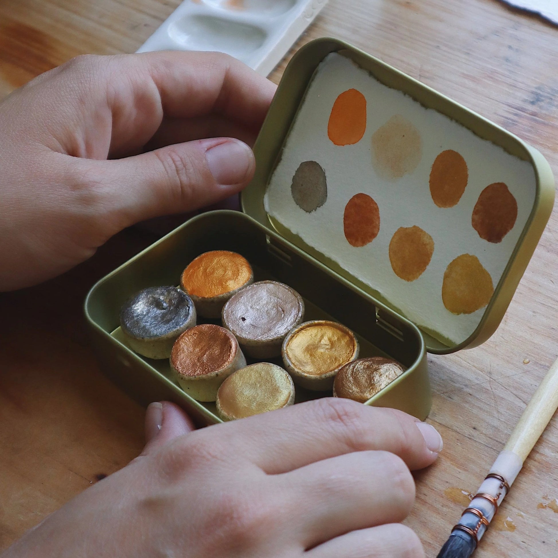 Golden Glow Shimmer Set by Ruco Paints