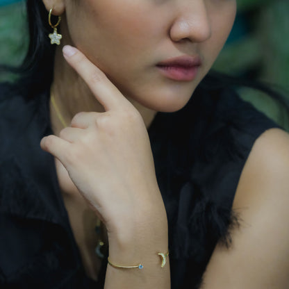 Sunaka Selene hoop earrings worn