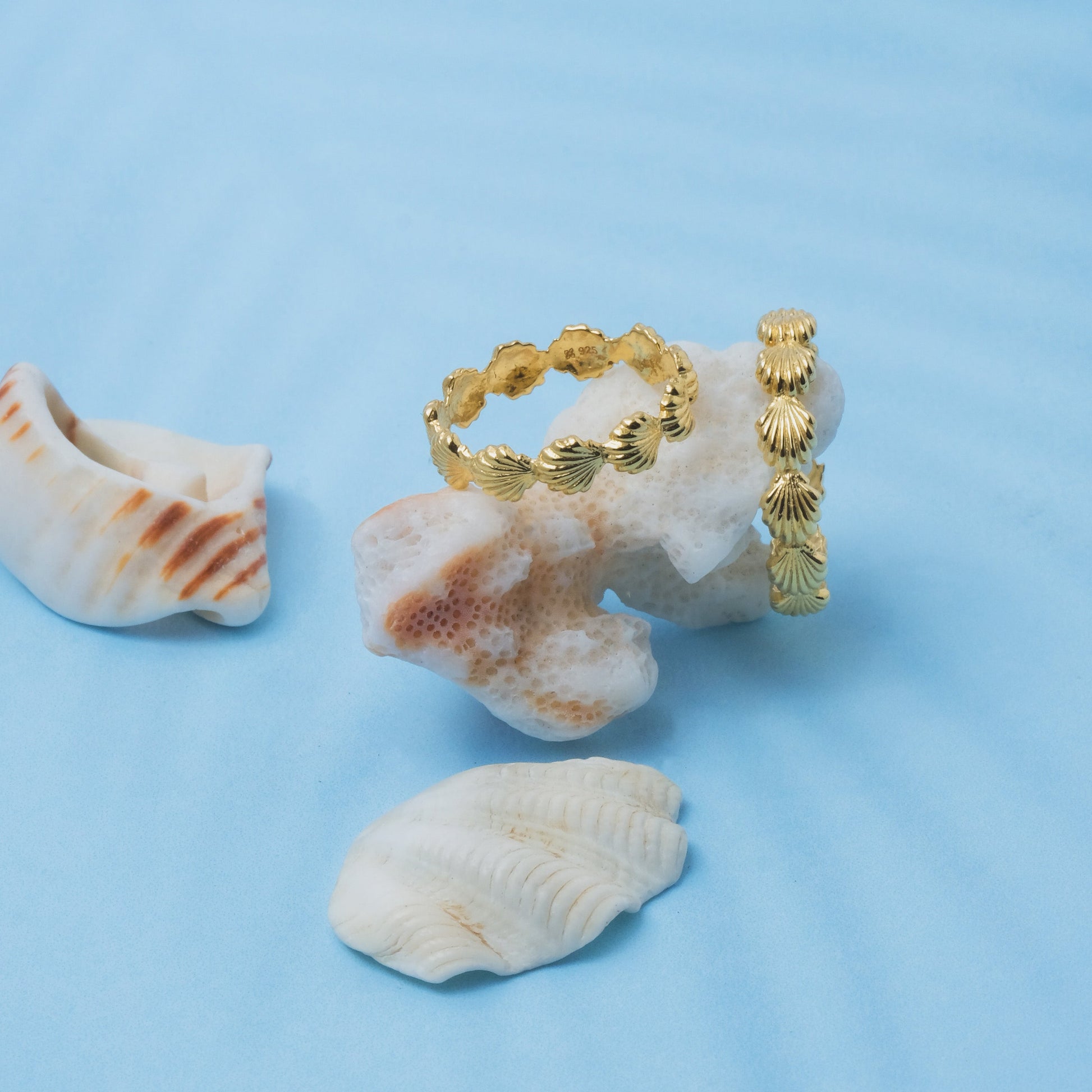 Sunaka Shell Pearl band ring worn