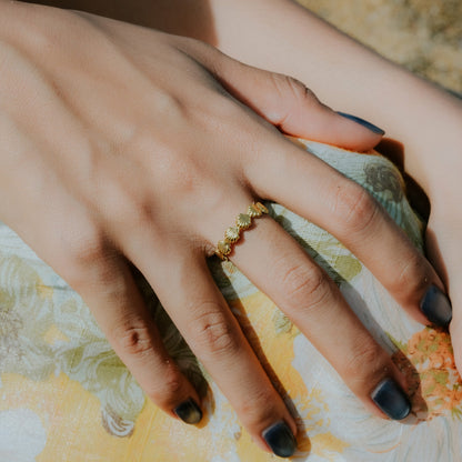 Sunaka Shell Pearl band ring worn