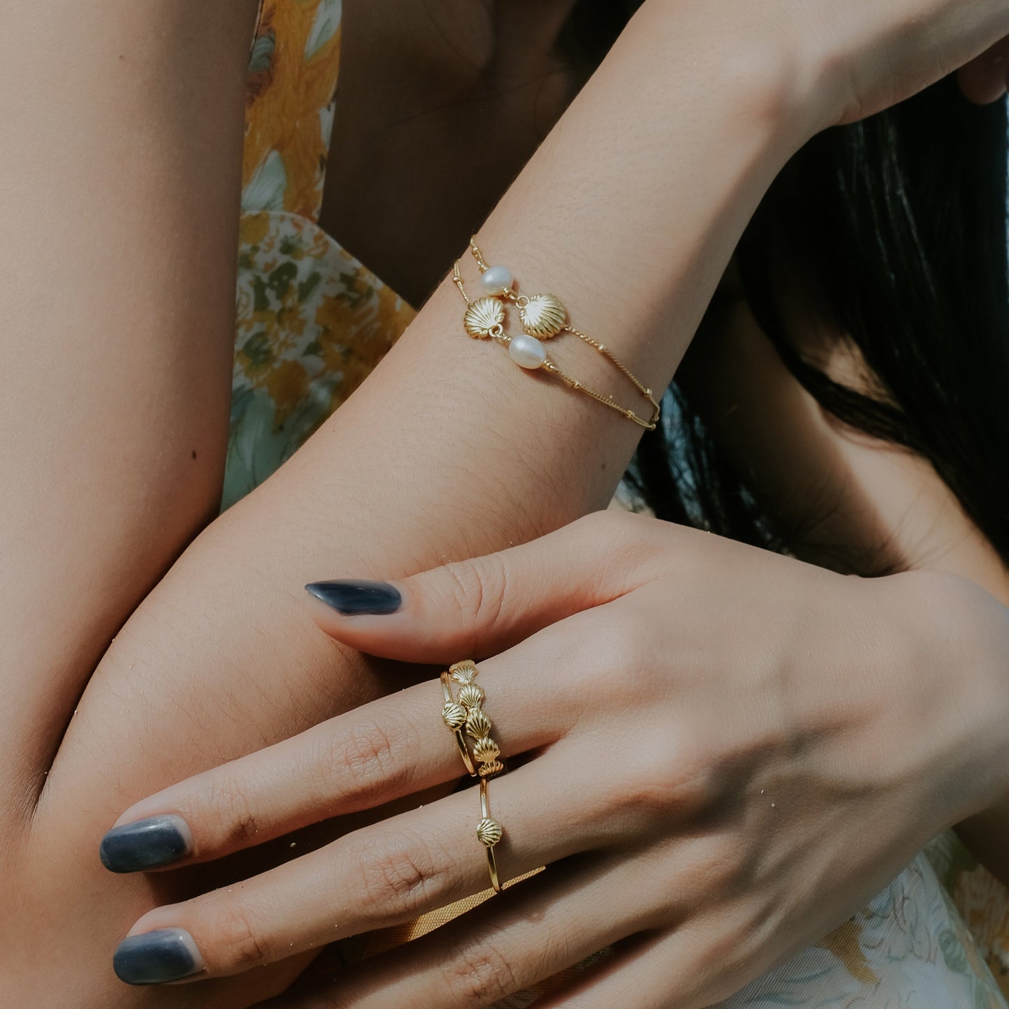 Sunaka Shell Pearl ring worn