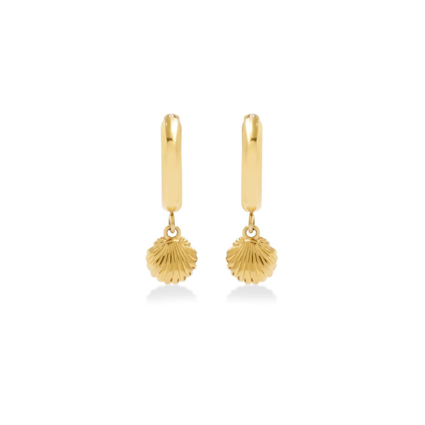 Sunaka Shell Pearl hoop earrings detail