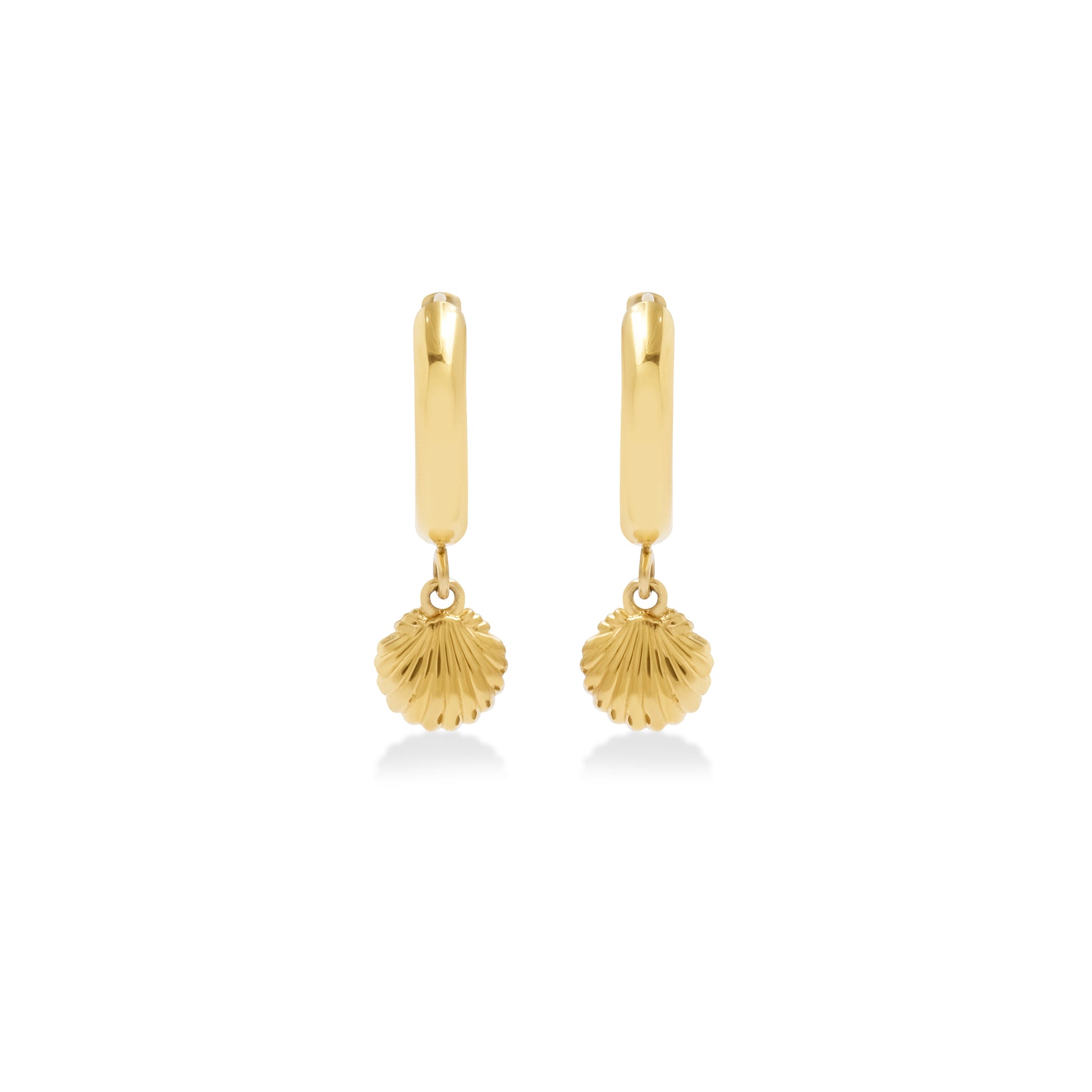 Sunaka Shell Pearl hoop earrings detail