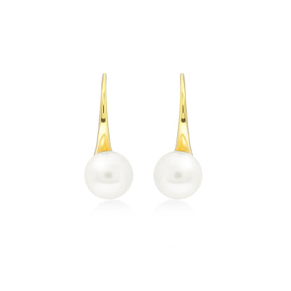 Sunaka Lumine Pearl hook earrings detail