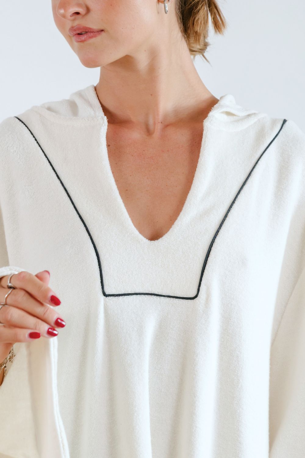 Empire Statement Mini - White with Black Piping