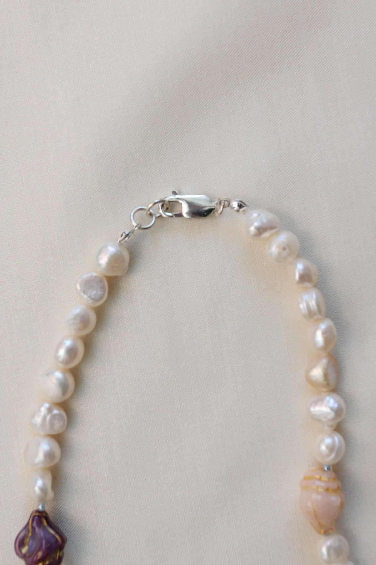 Concha Necklace