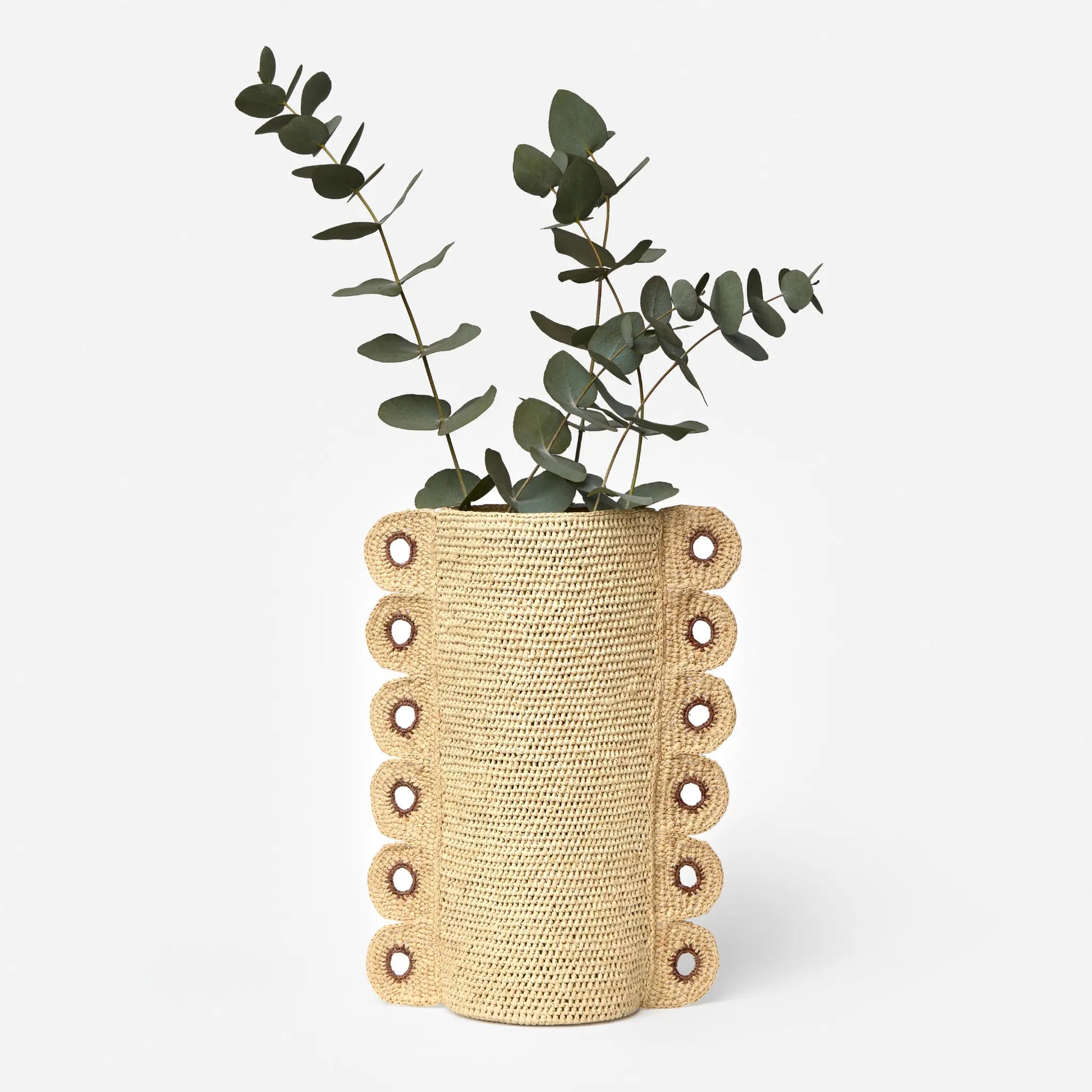 Lavaka Planter by TANORA