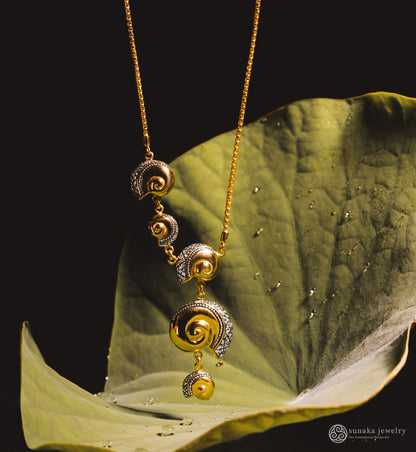 Sunaka Keong Emas necklace gold