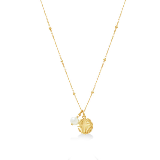 Sunaka Shell Pearl necklace detail