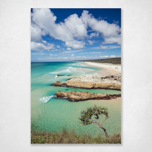 South Gorge - clear water and rocky coastline at Point Lookout, North Stradbroke Island