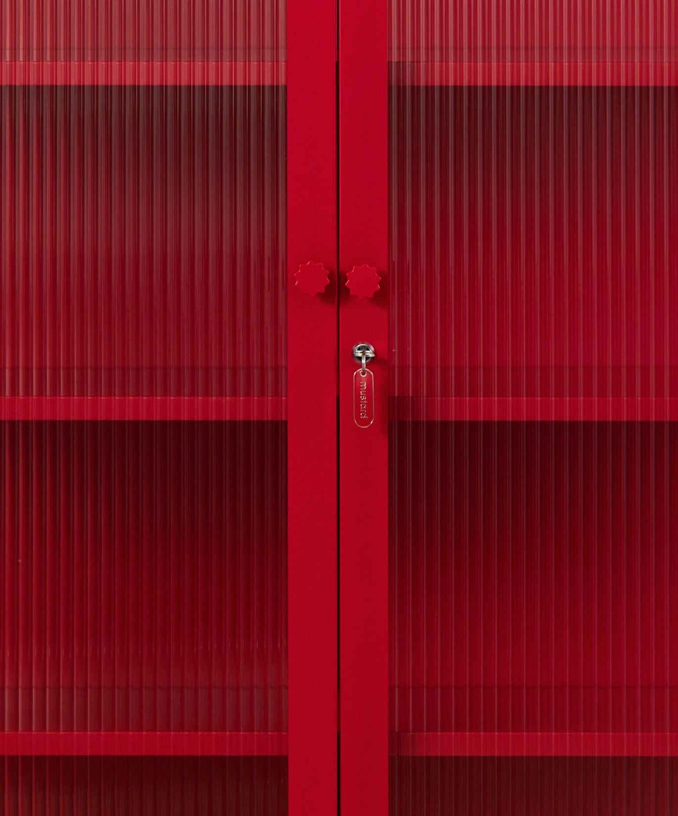 The Collector Glass Locker in Poppy — close-up