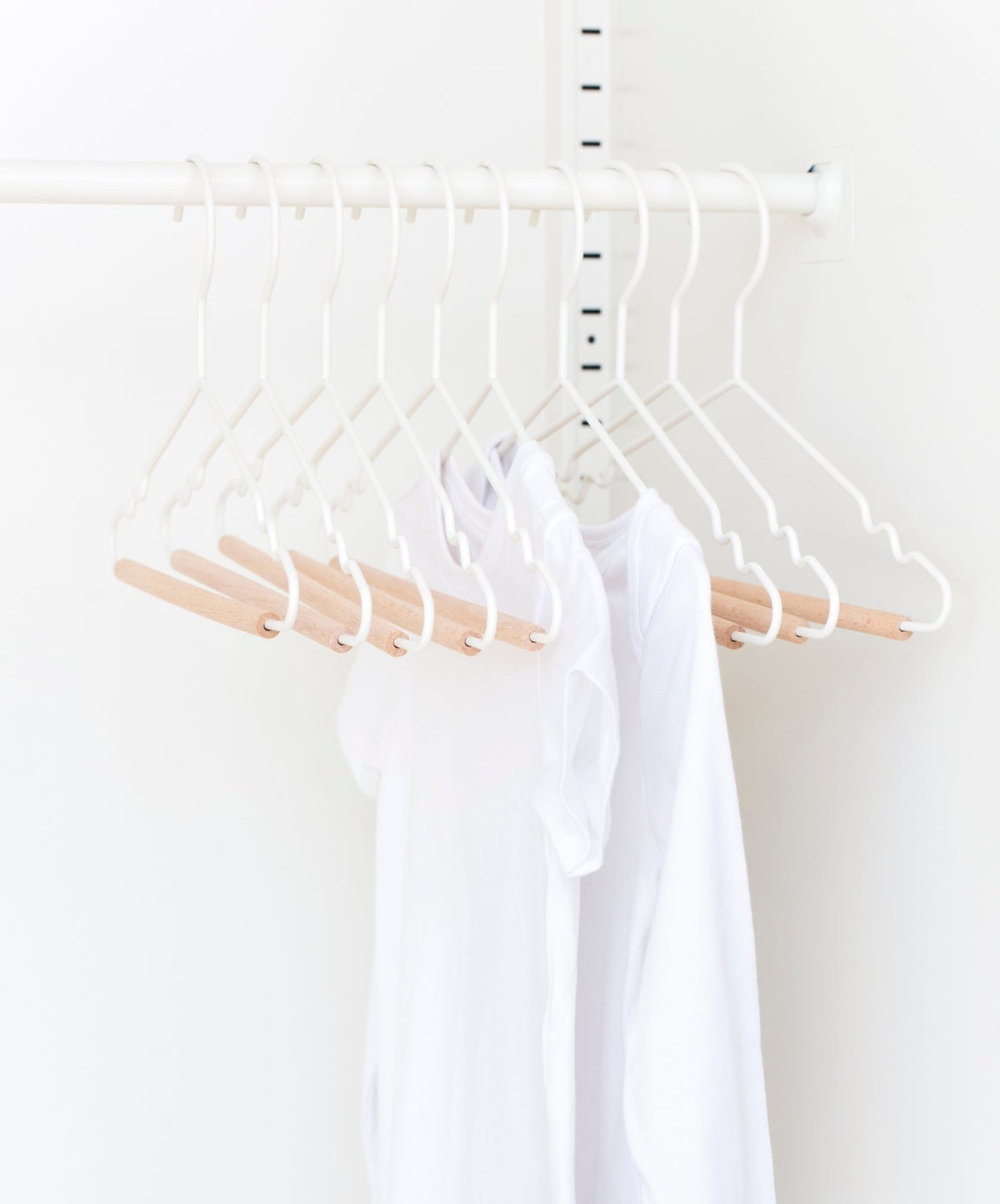 The Kids Top Hangers in Chalk