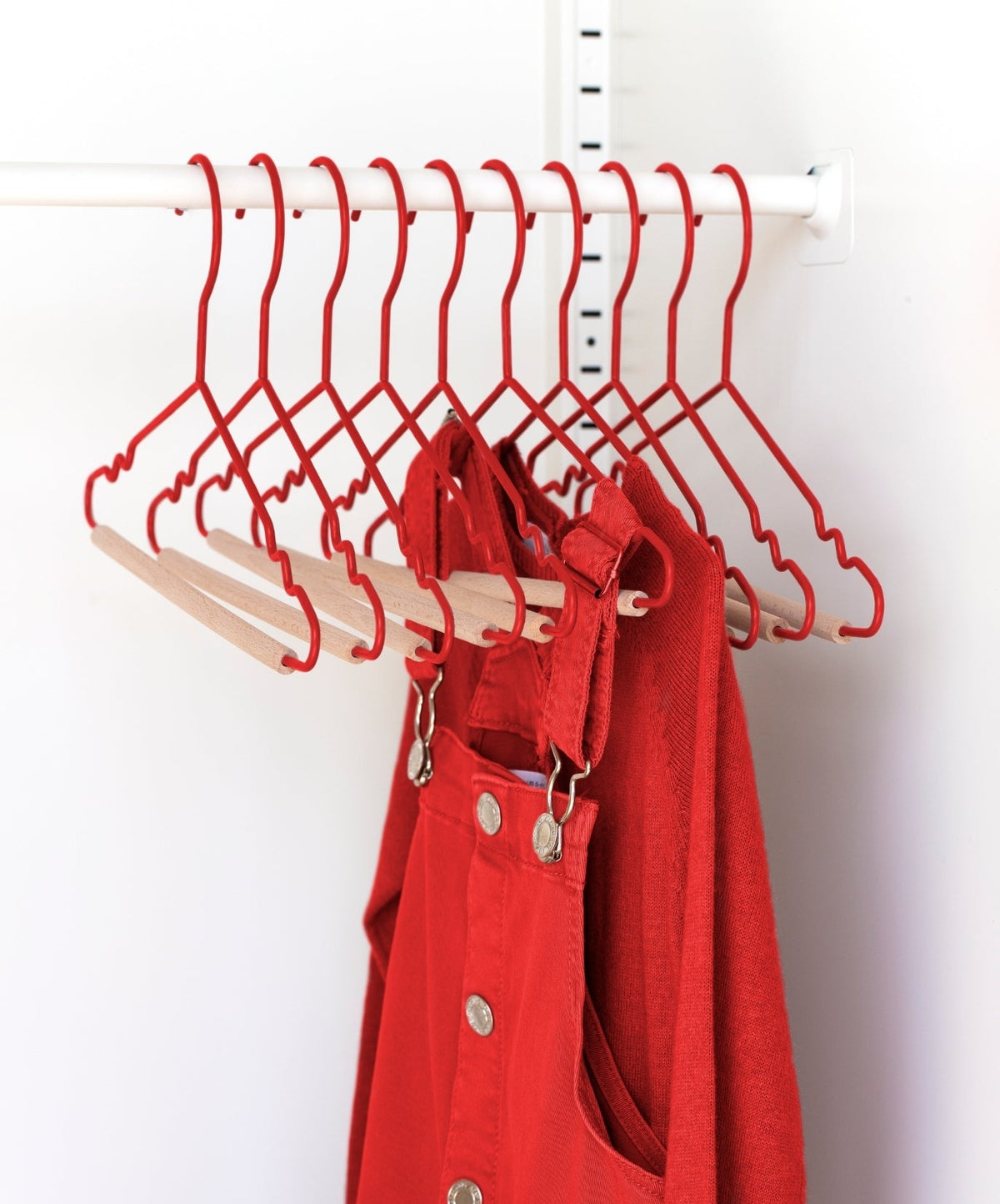 The Kids Top Hangers in Poppy