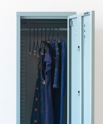 The Kids Top Hangers in Navy