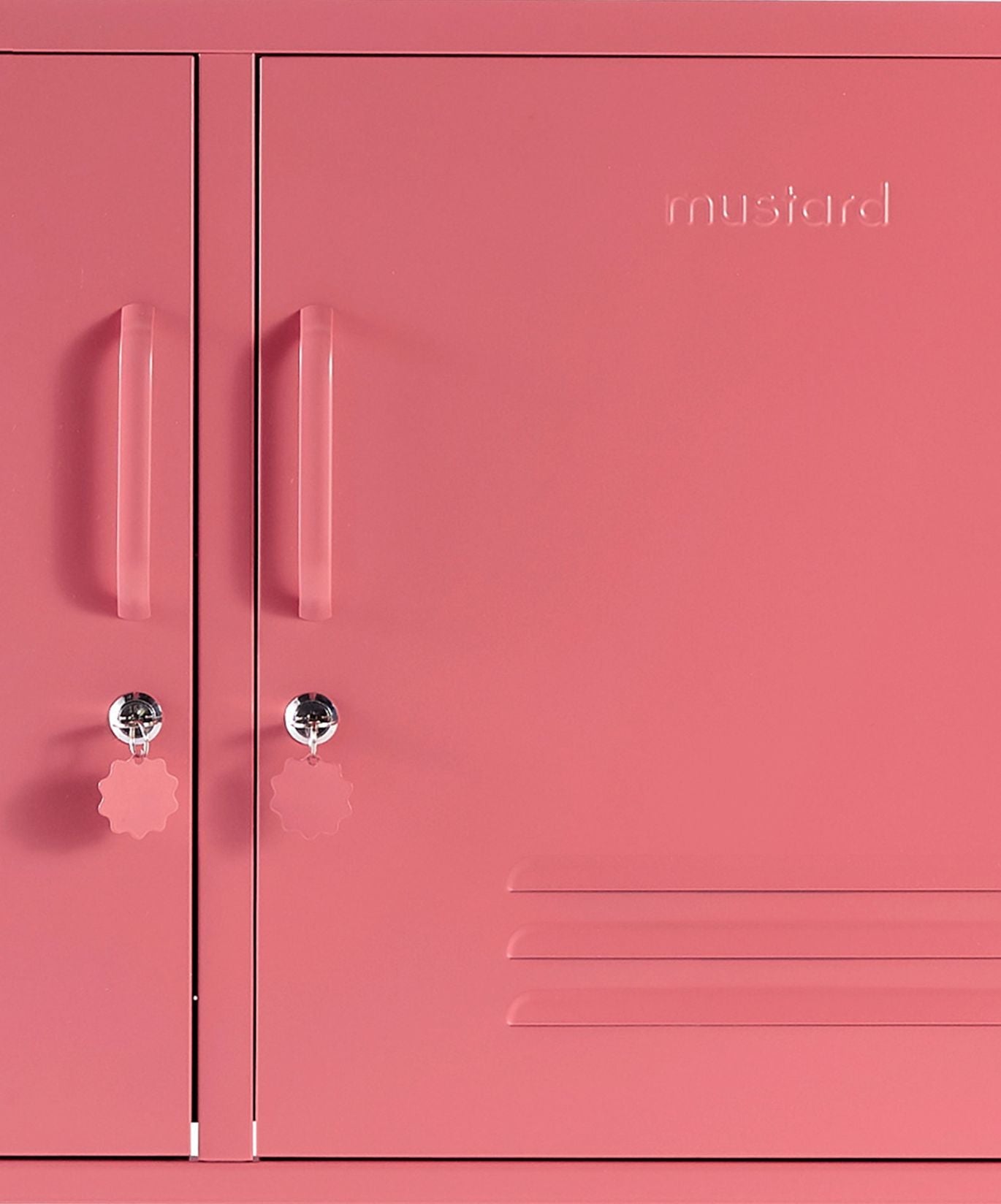 The Lowdown Locker in Berry — close-up