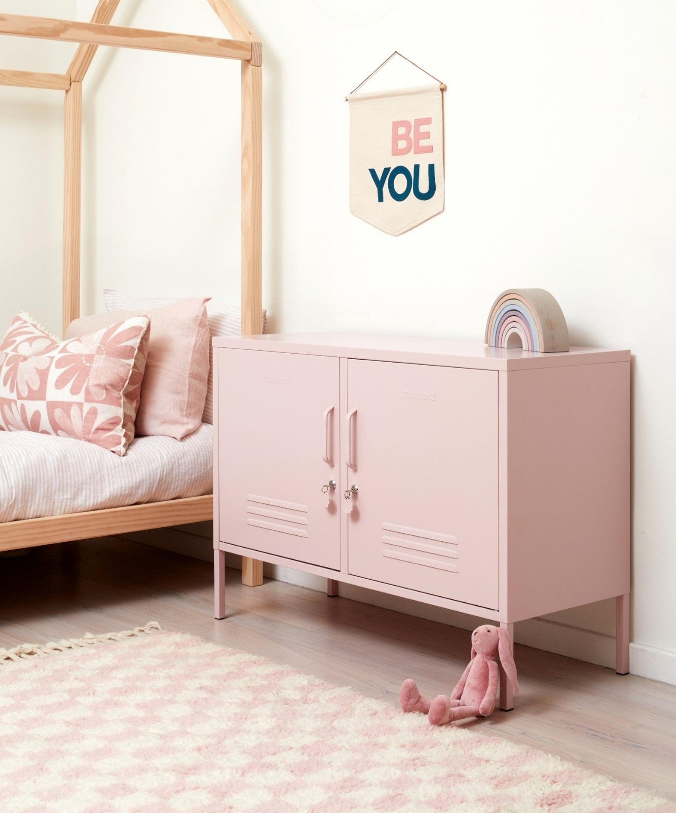 The Lowdown Locker in Blush — lifestyle 4