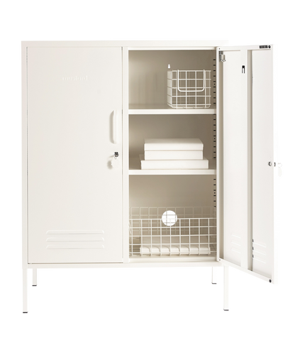 The Midi Locker in Chalk — open