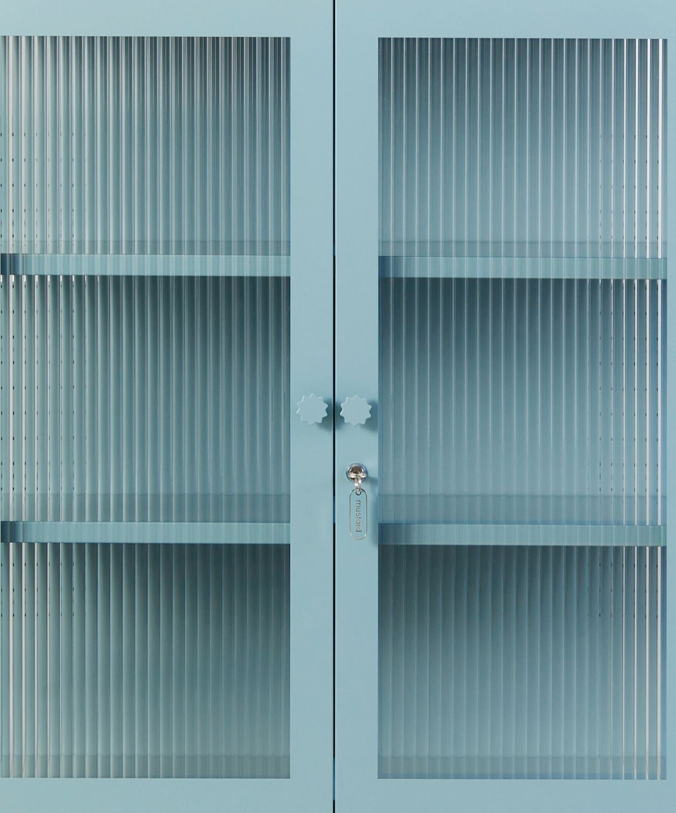 The Mixer Drinks Cabinet in Ocean — close-up