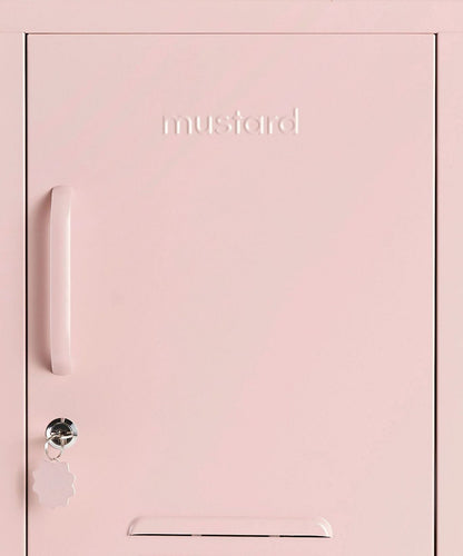 The Shorty Locker in Blush — close-up