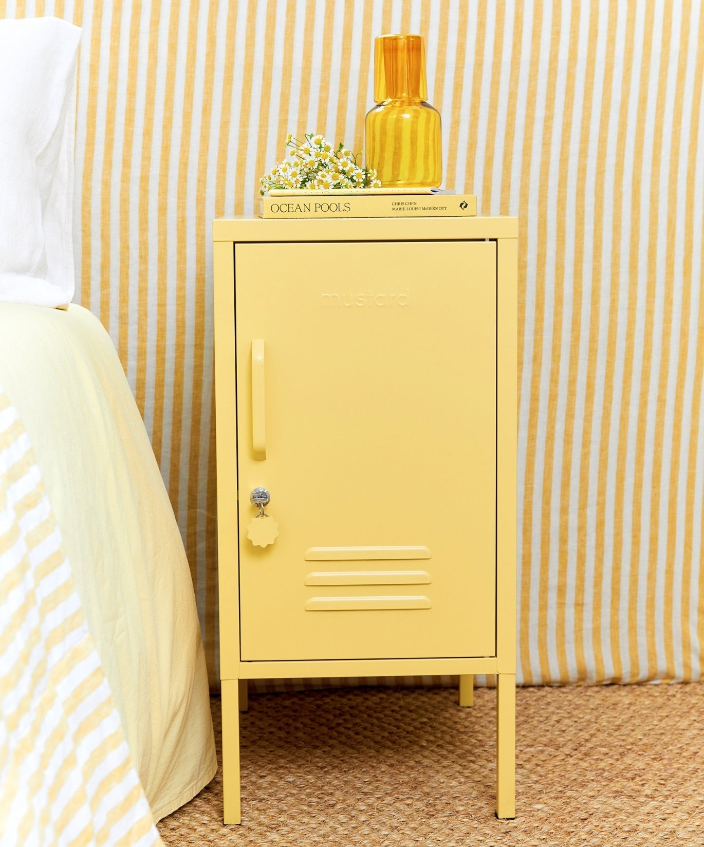 The Shorty Locker in Butter — lifestyle 2