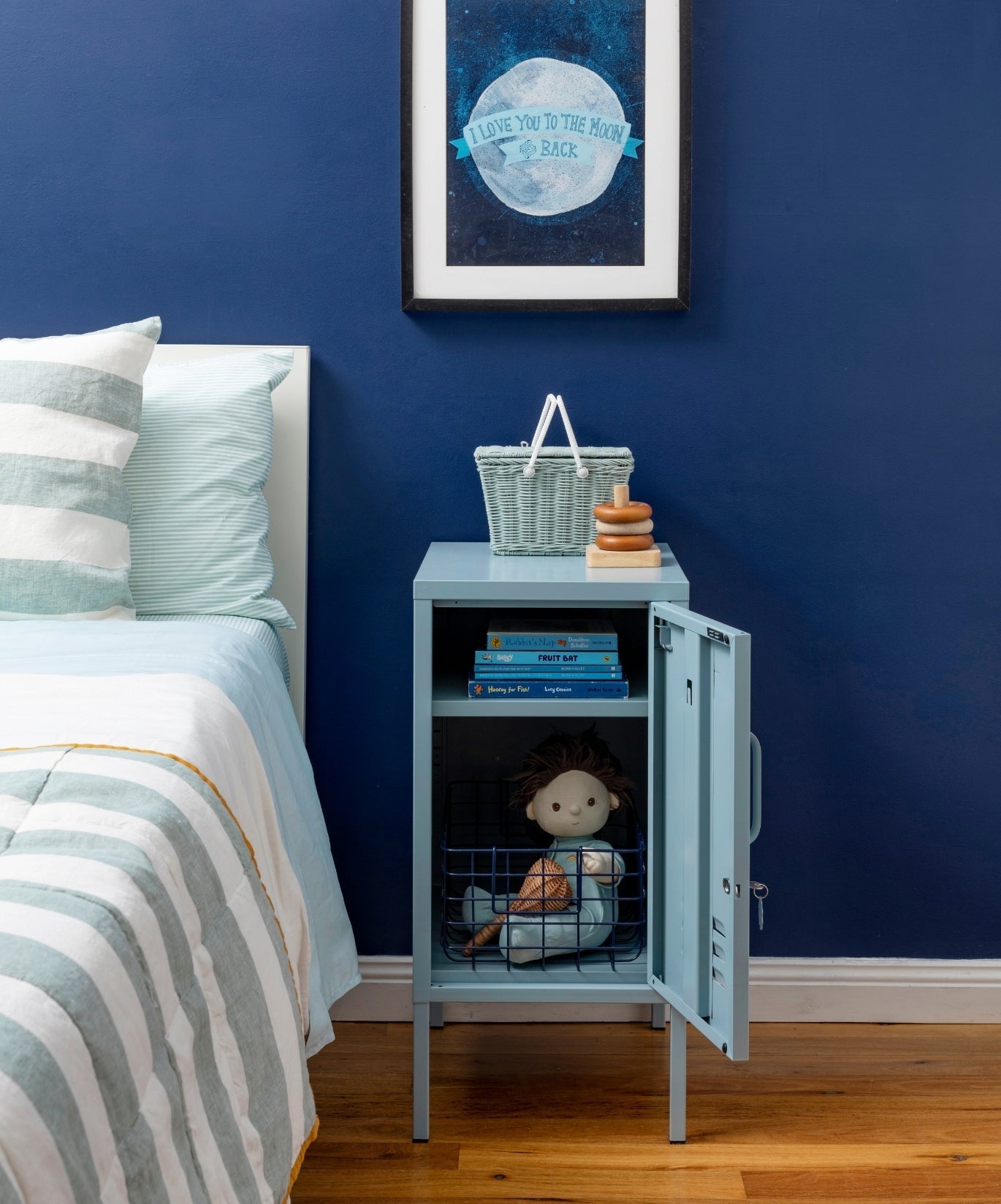 The Shorty Locker in Ocean — lifestyle 2