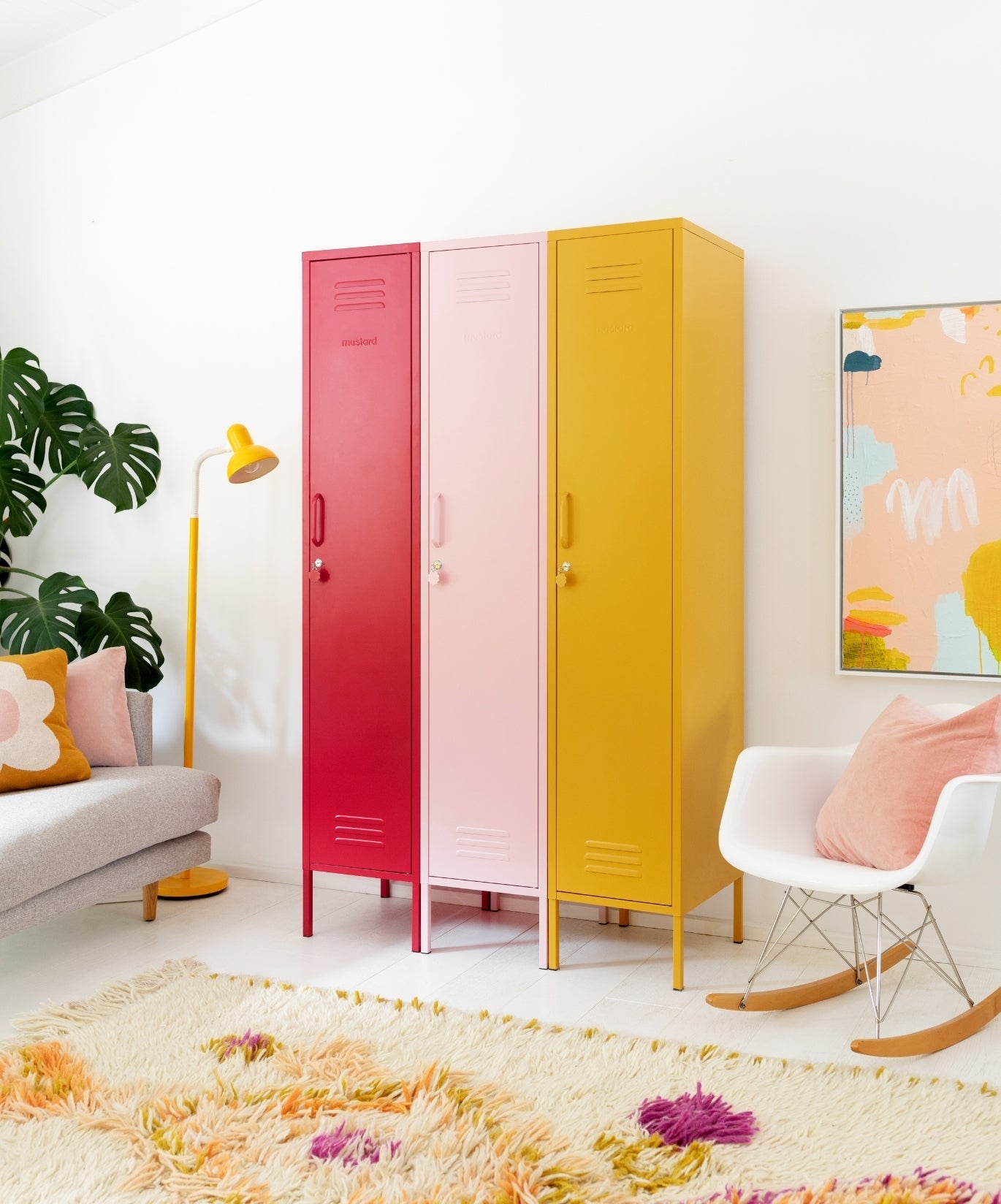 The Skinny Locker in Blush — lifestyle 4