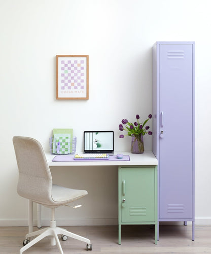 The Skinny Locker in Lilac — lifestyle 2
