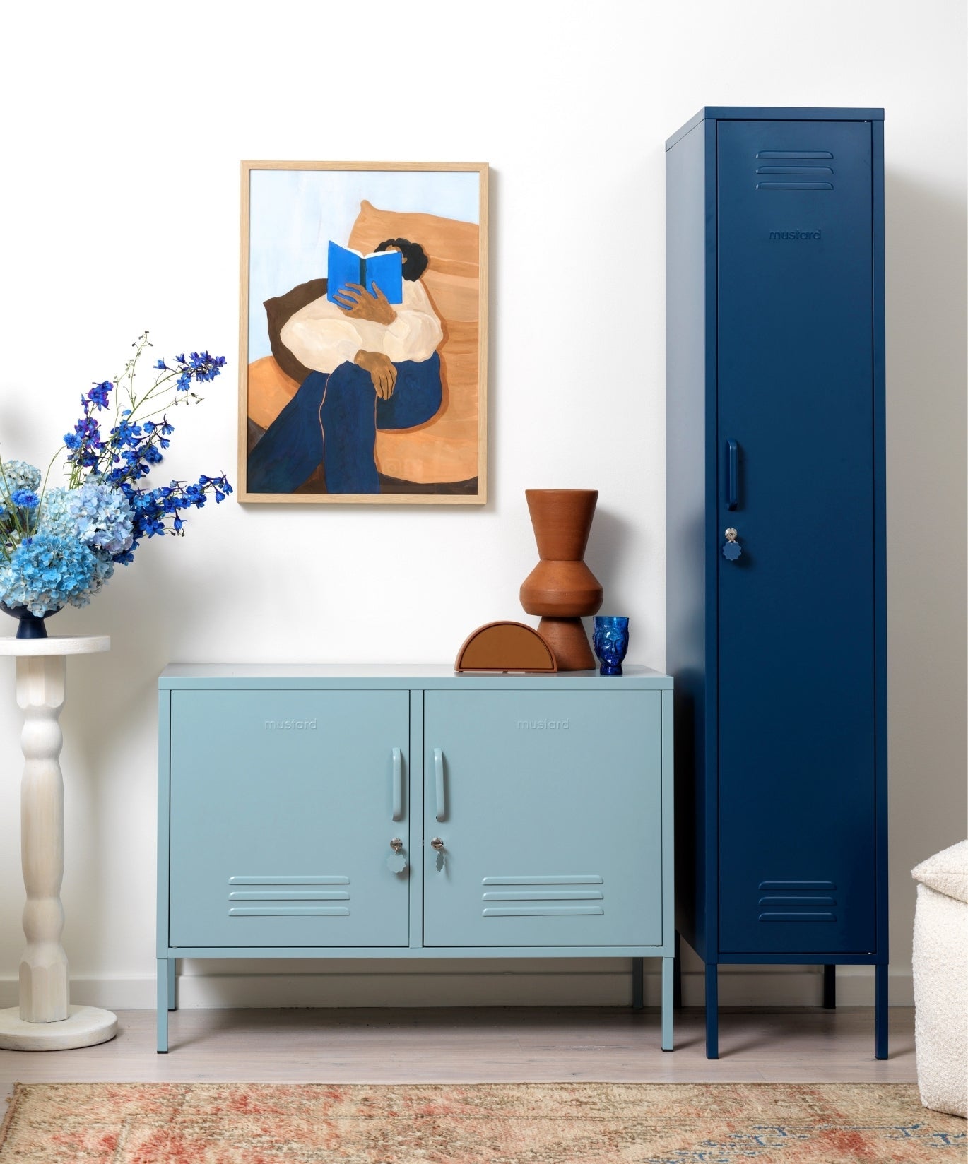 The Skinny Locker in Navy — lifestyle 3