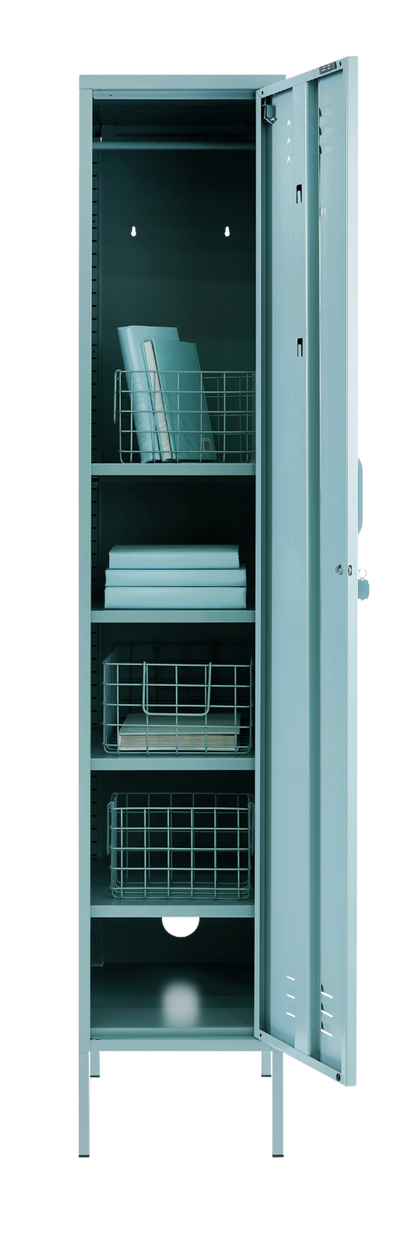 The Skinny Locker in Ocean — open