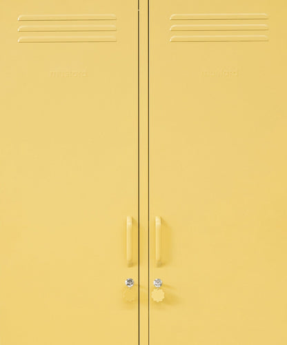 The Twinny Locker in Butter — close-up