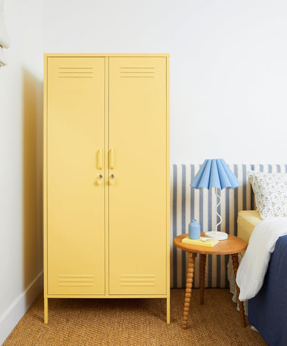 The Twinny Locker in Butter — lifestyle