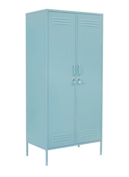 The Twinny Locker in Ocean — angled