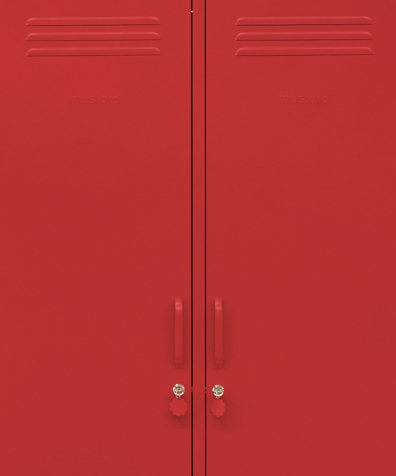 The Twinny Locker in Poppy — close-up