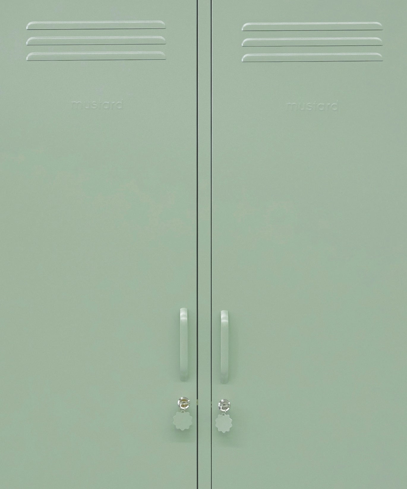 The Twinny Locker in Sage — close-up