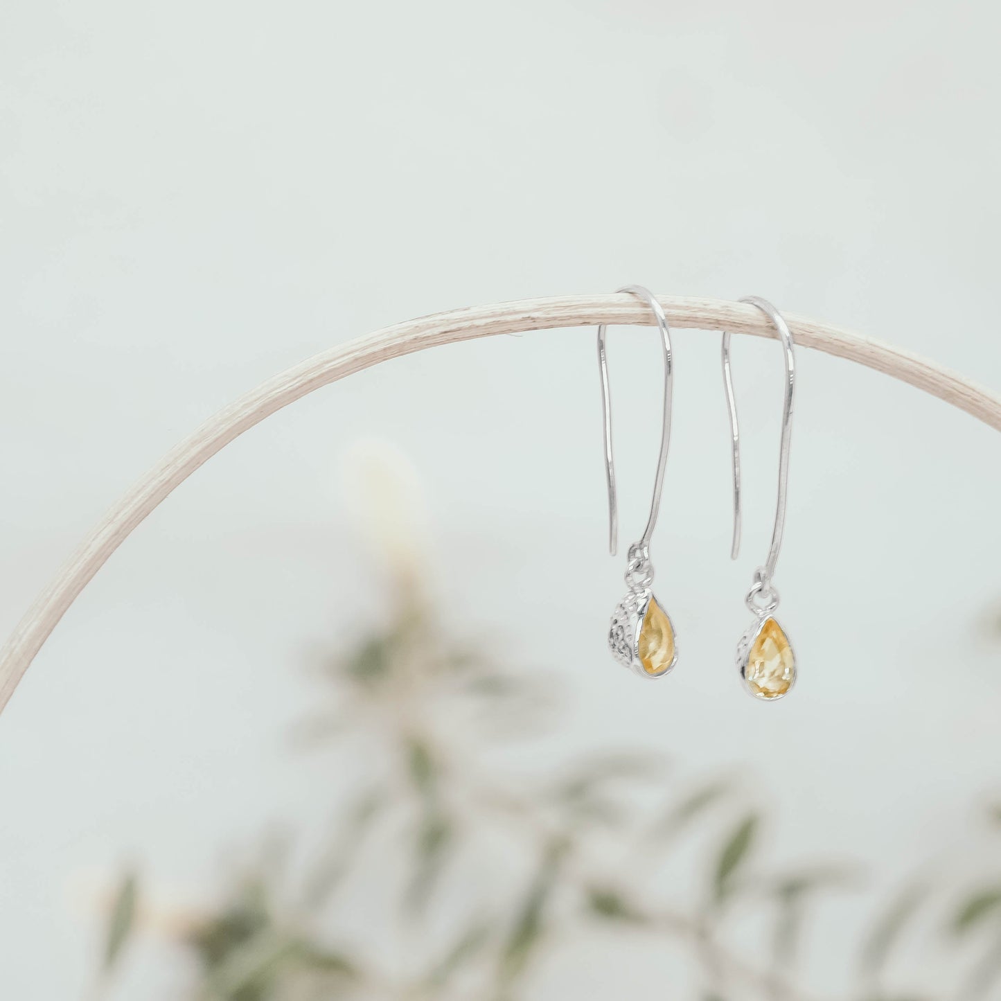 Sunaka hammered garnet dangling earrings